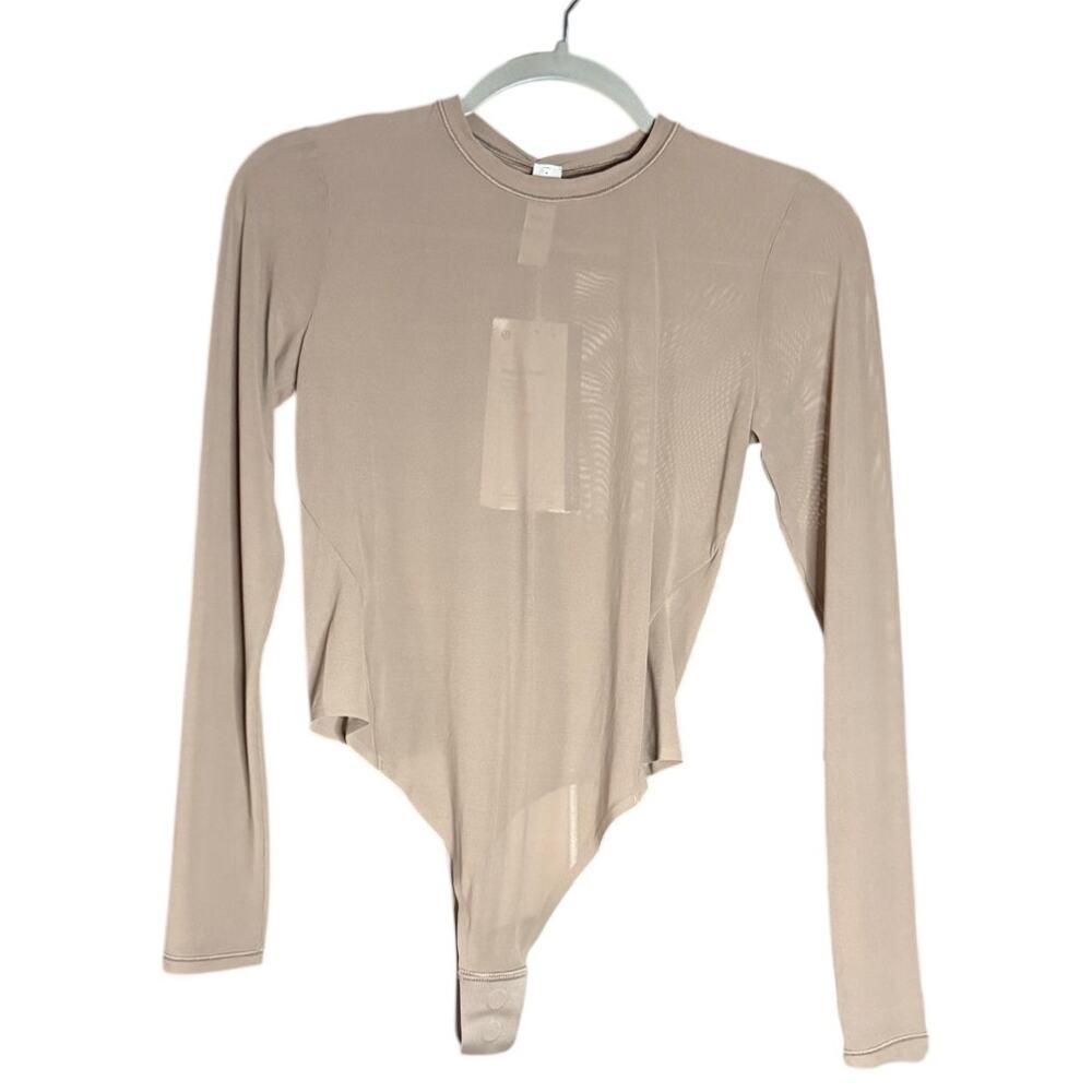 Lululemon Crew Neck Bodysuit Nulu Mesh Long Slv Thong Cut Size M W3HQVS NWT - Picture 2 of 13